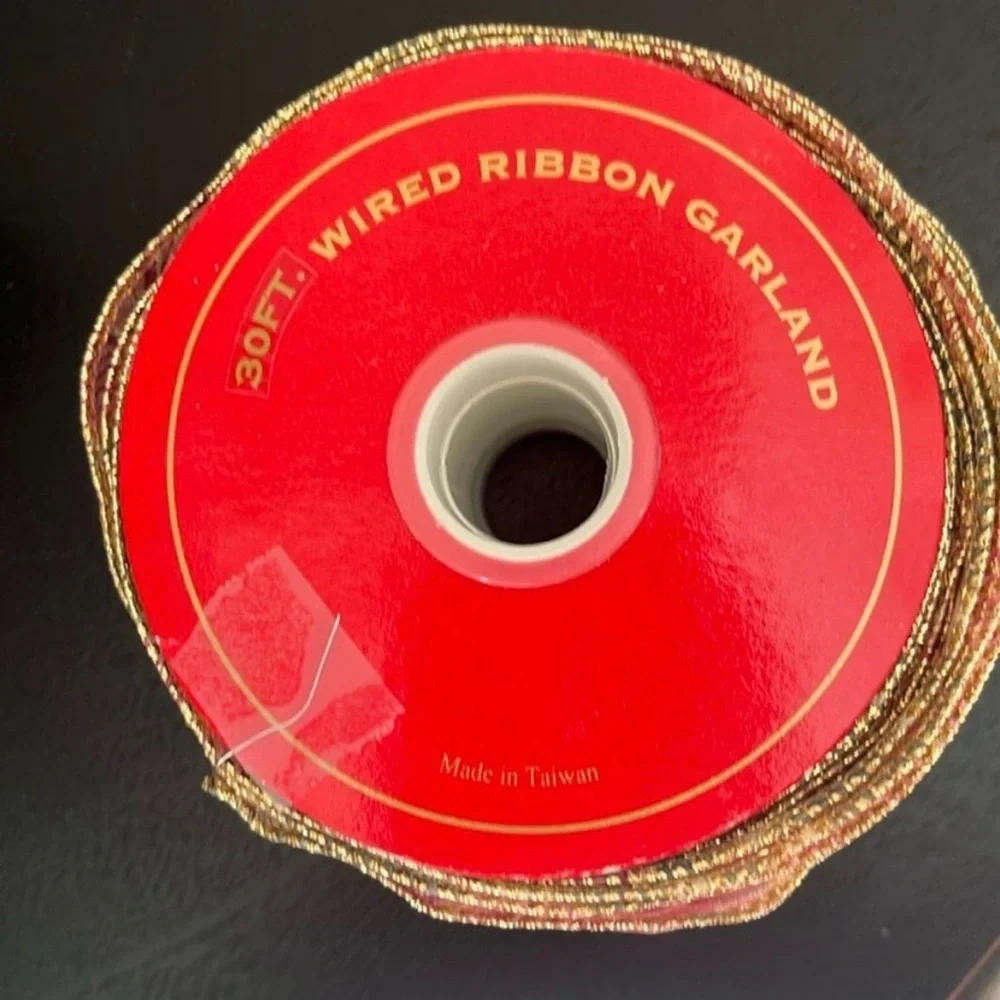 ✨ Vintage Poinsettia Wired Ribbon Garland – 4 Spools (One New!) ✨
